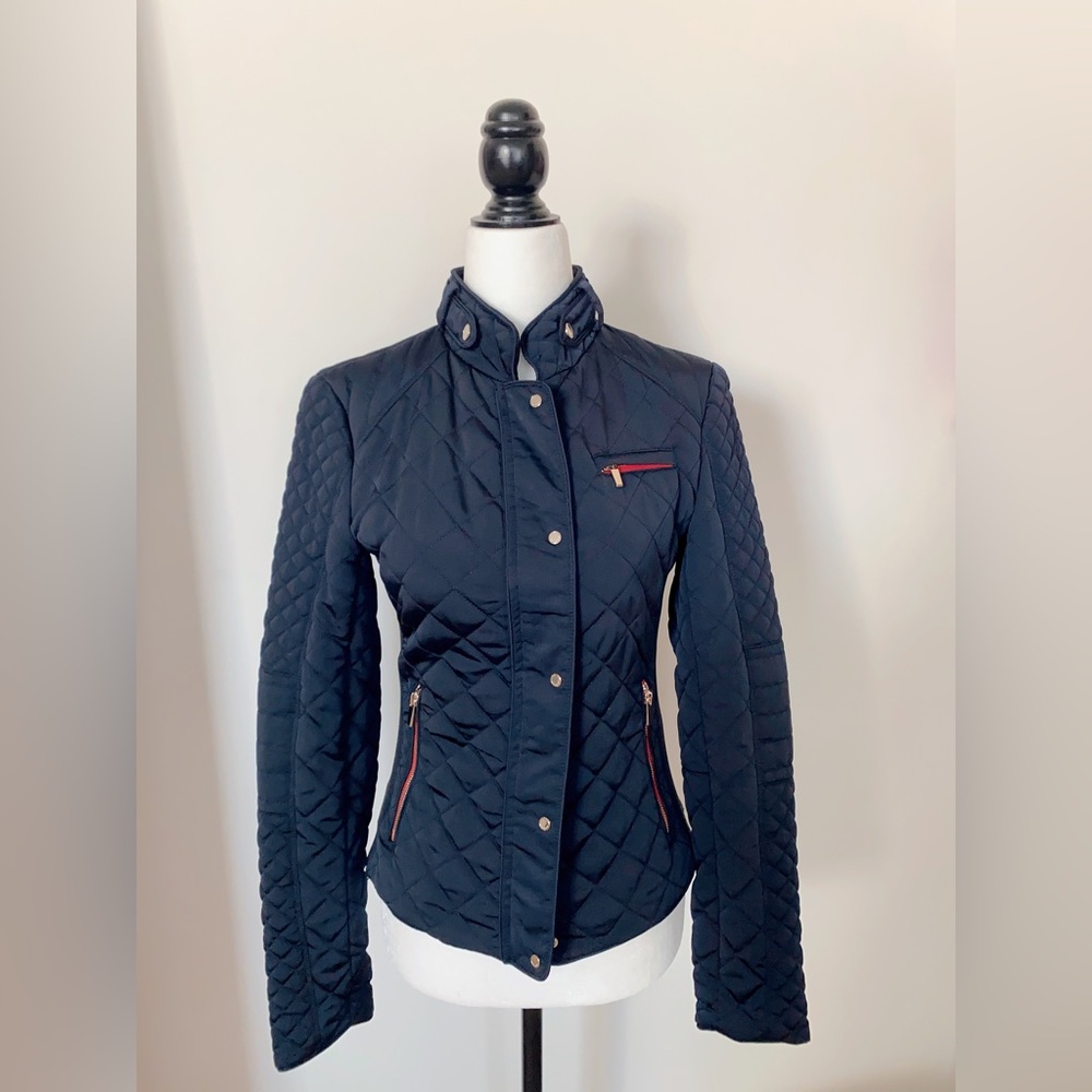 ZARA beautiful elegant jacket/coat. 99%new condition.